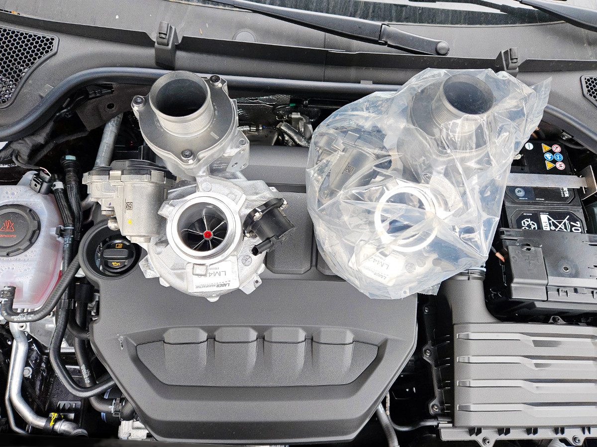 BOOST-UP-Kieler Str. 21 33605 Bielefeld VW-Golf-8-MK8.5-VIII-GTI-R-Audi-S3-A1-8Y-40-45-2.0-TFSI-EVO4-EA888-Gen.4-Skoda Octavia-RS-IV-4-Stage-3-Center