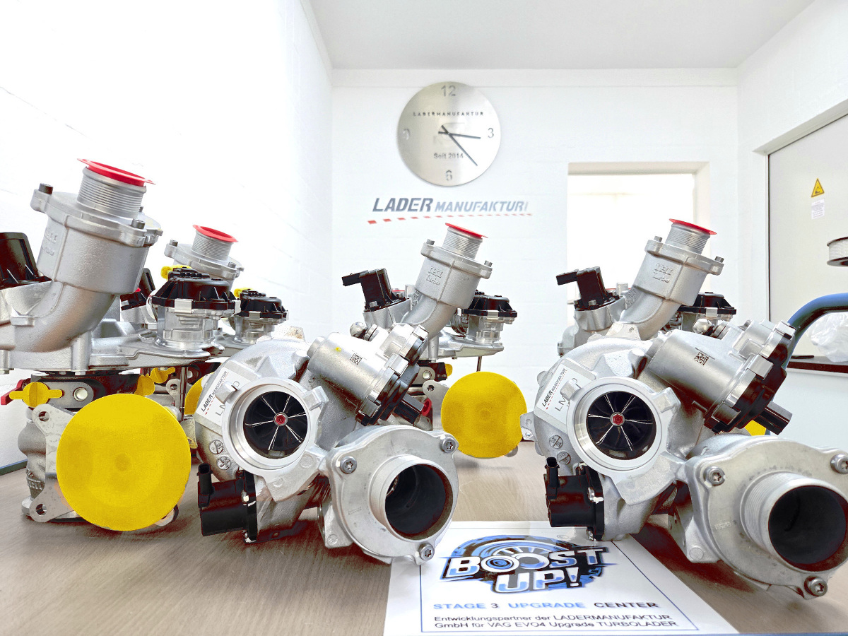 Boost UP VW Golf 8 R GTI Stage 3 Upgrade Turbo Center Kieler Straße 21 33605 Bielefeld DPCA DNND DNNA Polo GTI AW Cupra KL VZ Audi A1 A3 40 TFSI Skoda Octavia RS NX Superb Turbolader 1